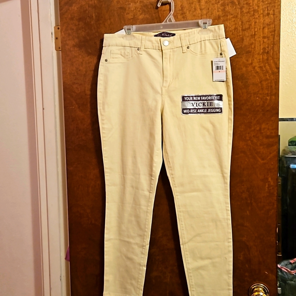 Womens ankle jeans